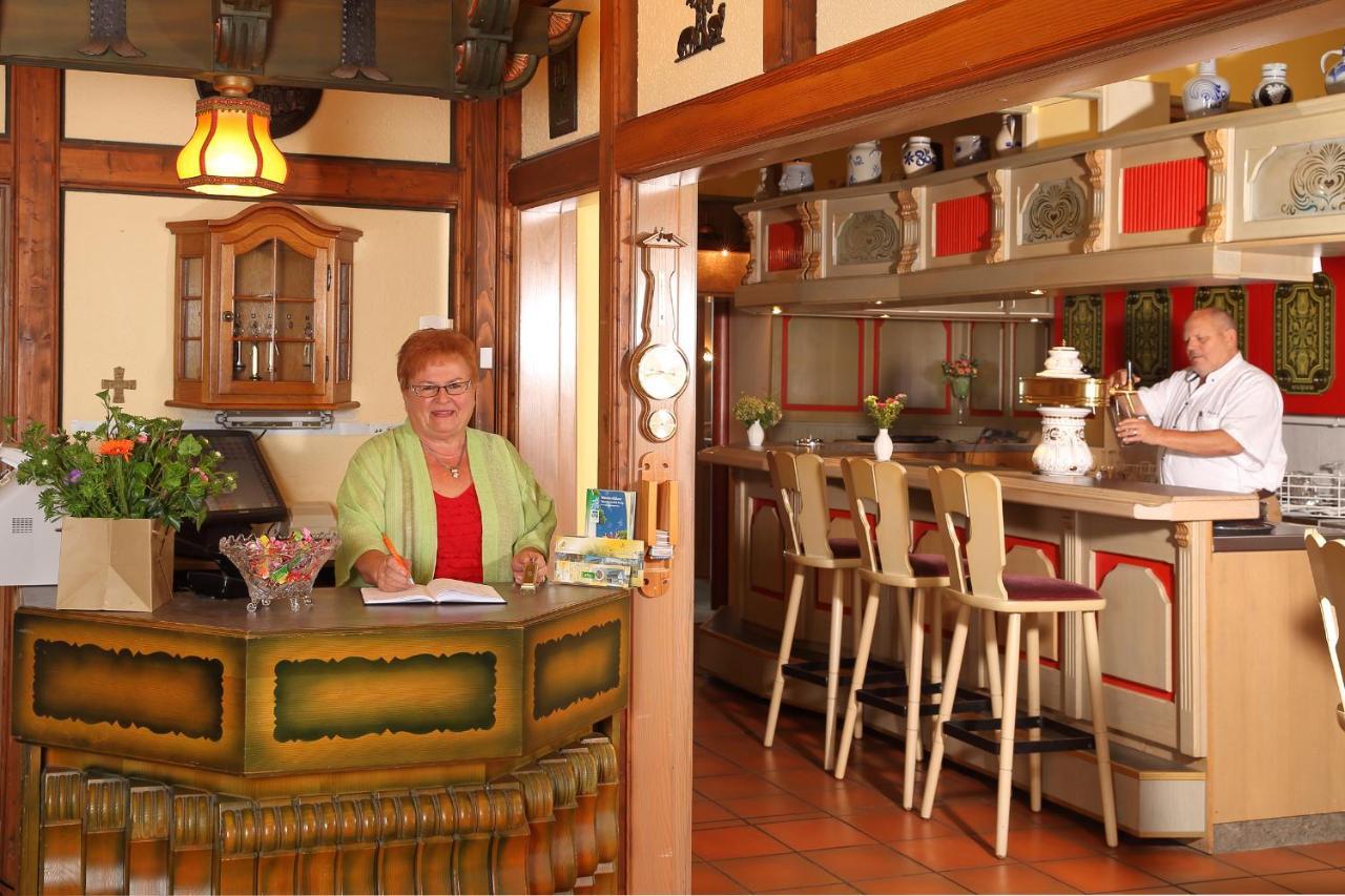 Hotel Schinderhannes ไวส์เคียร์เชน ภายนอก รูปภาพ