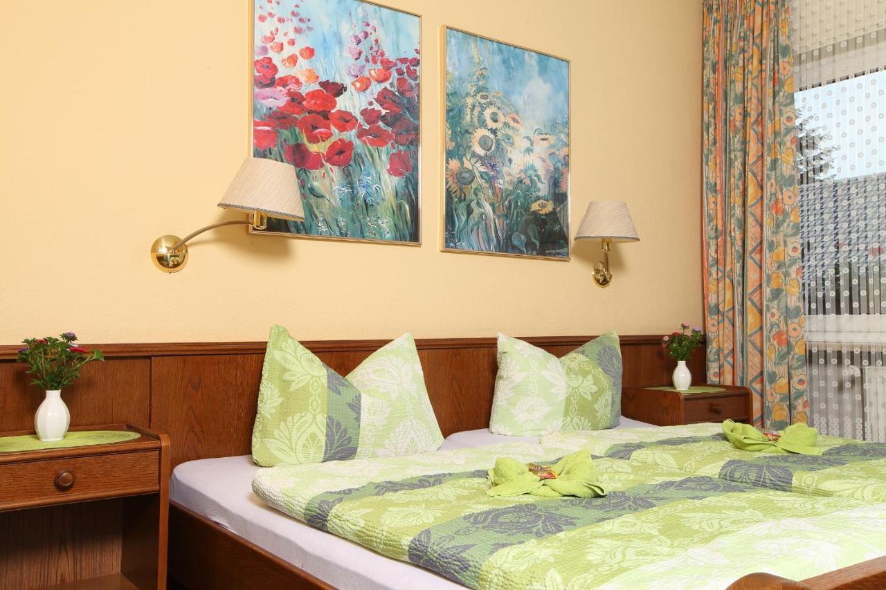Hotel Schinderhannes ไวส์เคียร์เชน ภายนอก รูปภาพ