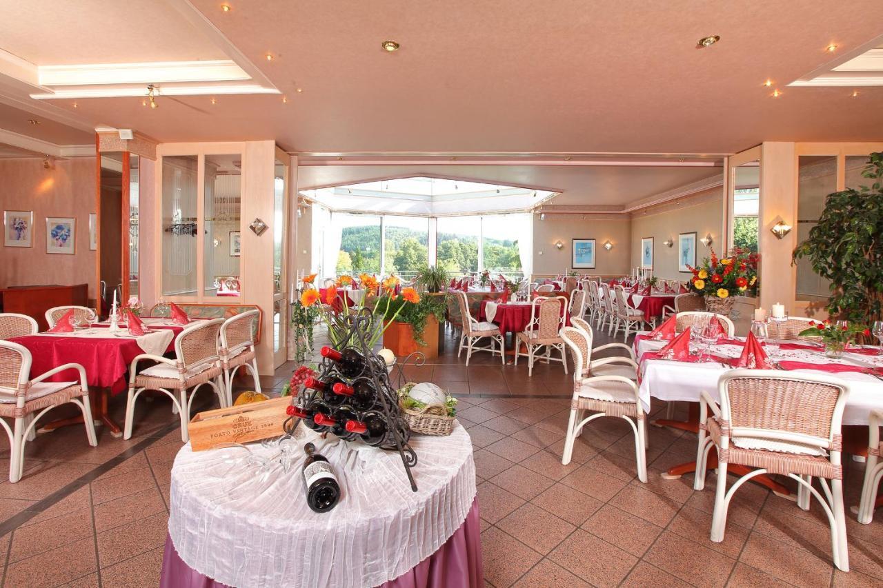 Hotel Schinderhannes ไวส์เคียร์เชน ภายนอก รูปภาพ