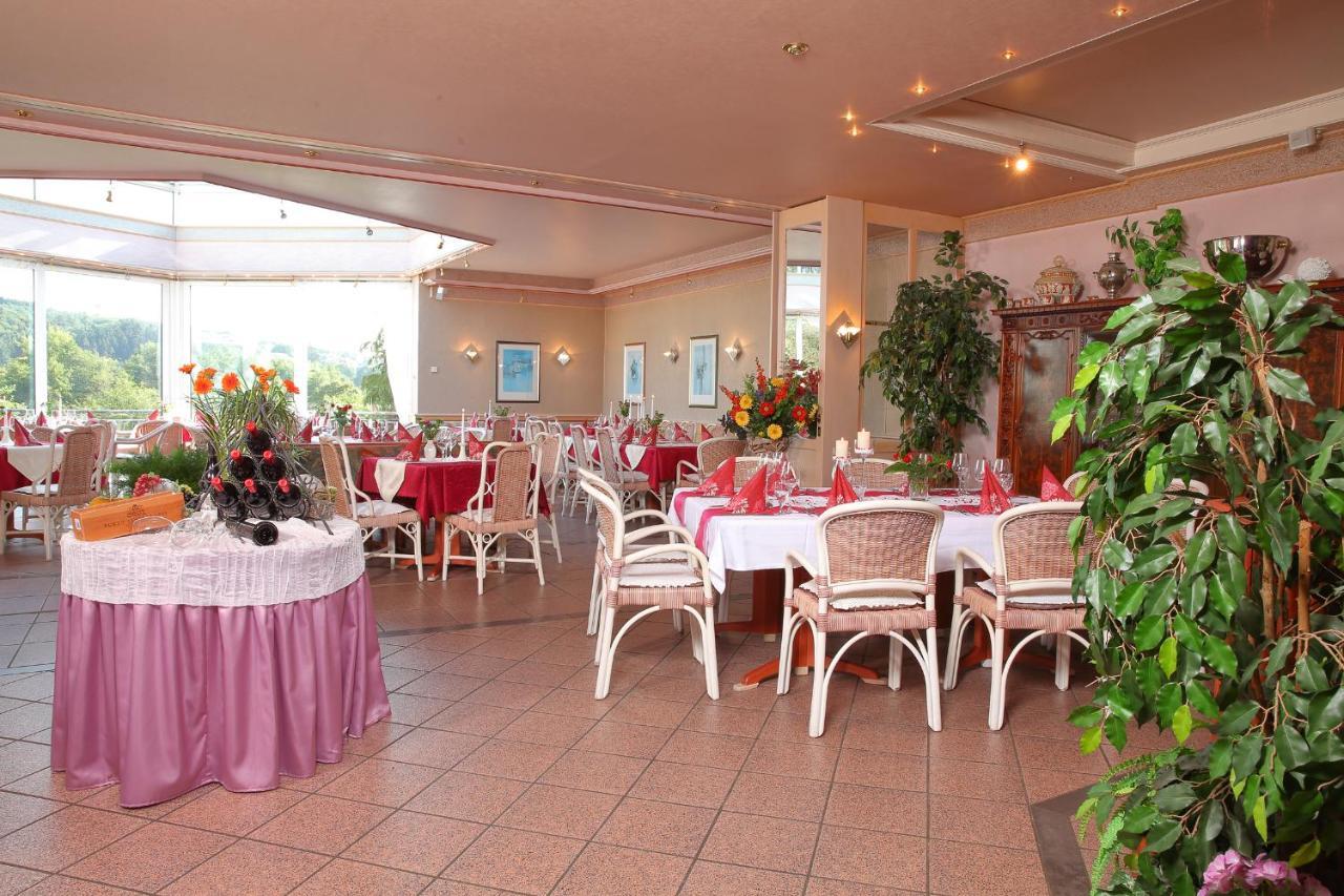 Hotel Schinderhannes ไวส์เคียร์เชน ภายนอก รูปภาพ
